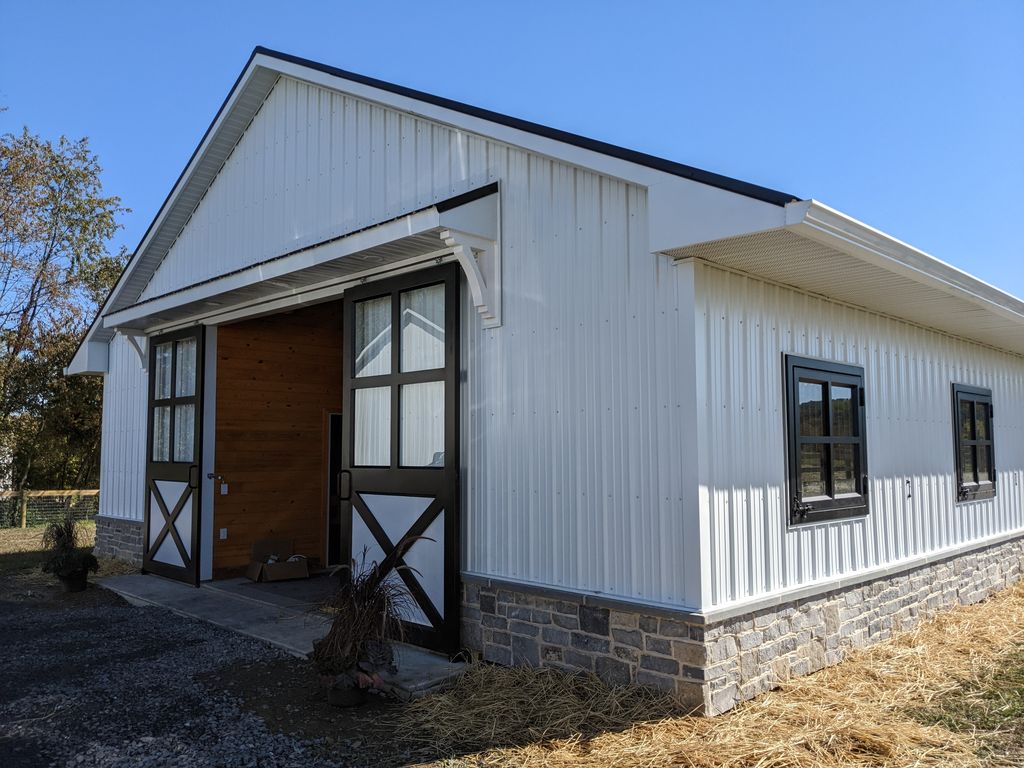 Kempton pole barn construction by Core Structures Inc., Eastern PA